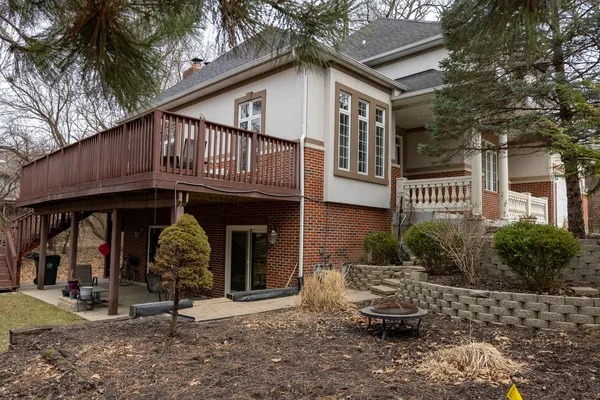 $1,034,000 | 6441 Blackhawk Trail, Indian Head Park, IL 60525