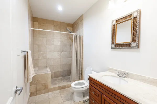 $1,034,000 | 6441 Blackhawk Trail, Indian Head Park, IL 60525