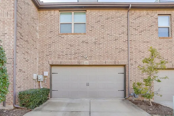 $339,750 | 3923 Cascade Sky Drive, Arlington, TX 76005