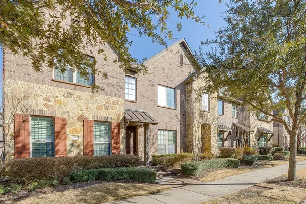 $339,750 | 3923 Cascade Sky Drive, Arlington, TX 76005