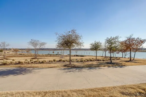 $339,750 | 3923 Cascade Sky Drive, Arlington, TX 76005