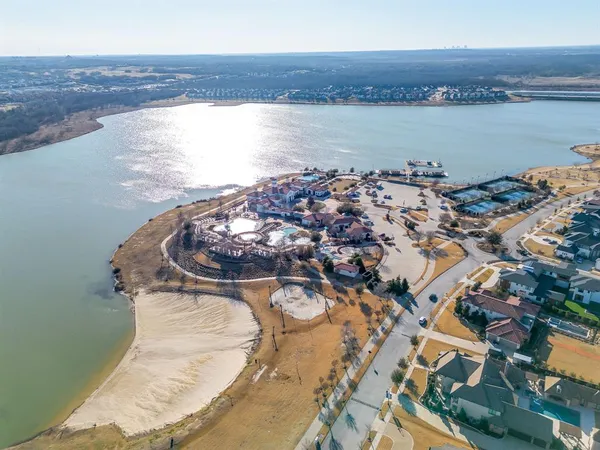 $339,750 | 3923 Cascade Sky Drive, Arlington, TX 76005