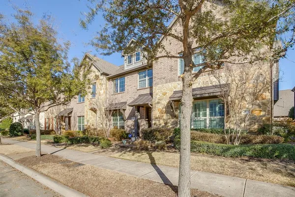 $339,750 | 3923 Cascade Sky Drive, Arlington, TX 76005