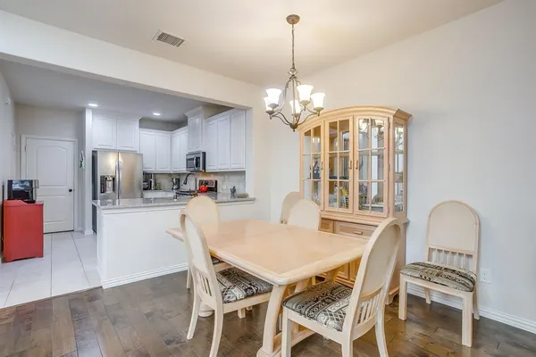 $339,750 | 3923 Cascade Sky Drive, Arlington, TX 76005