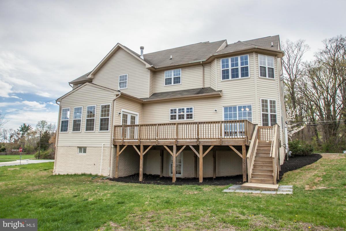 1624 Tucker Road Fort Washington, MD 20744 - Photo 3 of 28 Exterior (Rear)