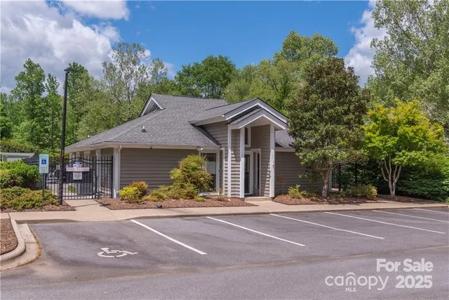 $529,900 | 13 Laurel Pl Drive, Asheville, NC 28803