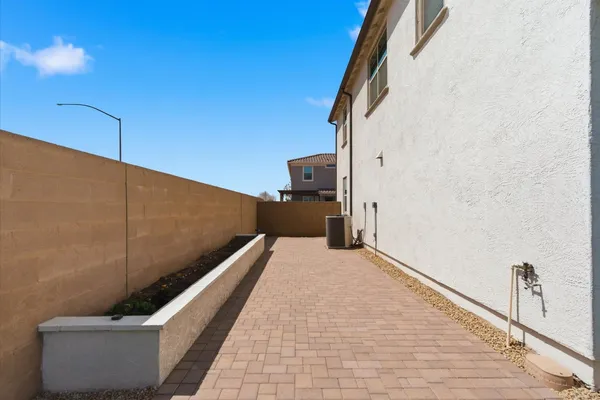 $3,000 | 5935 South Coyote Canyon, Mesa, AZ 85212