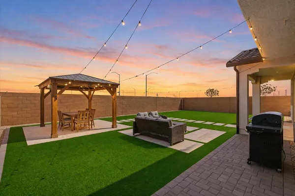 $3,000 | 5935 South Coyote Canyon, Mesa, AZ 85212