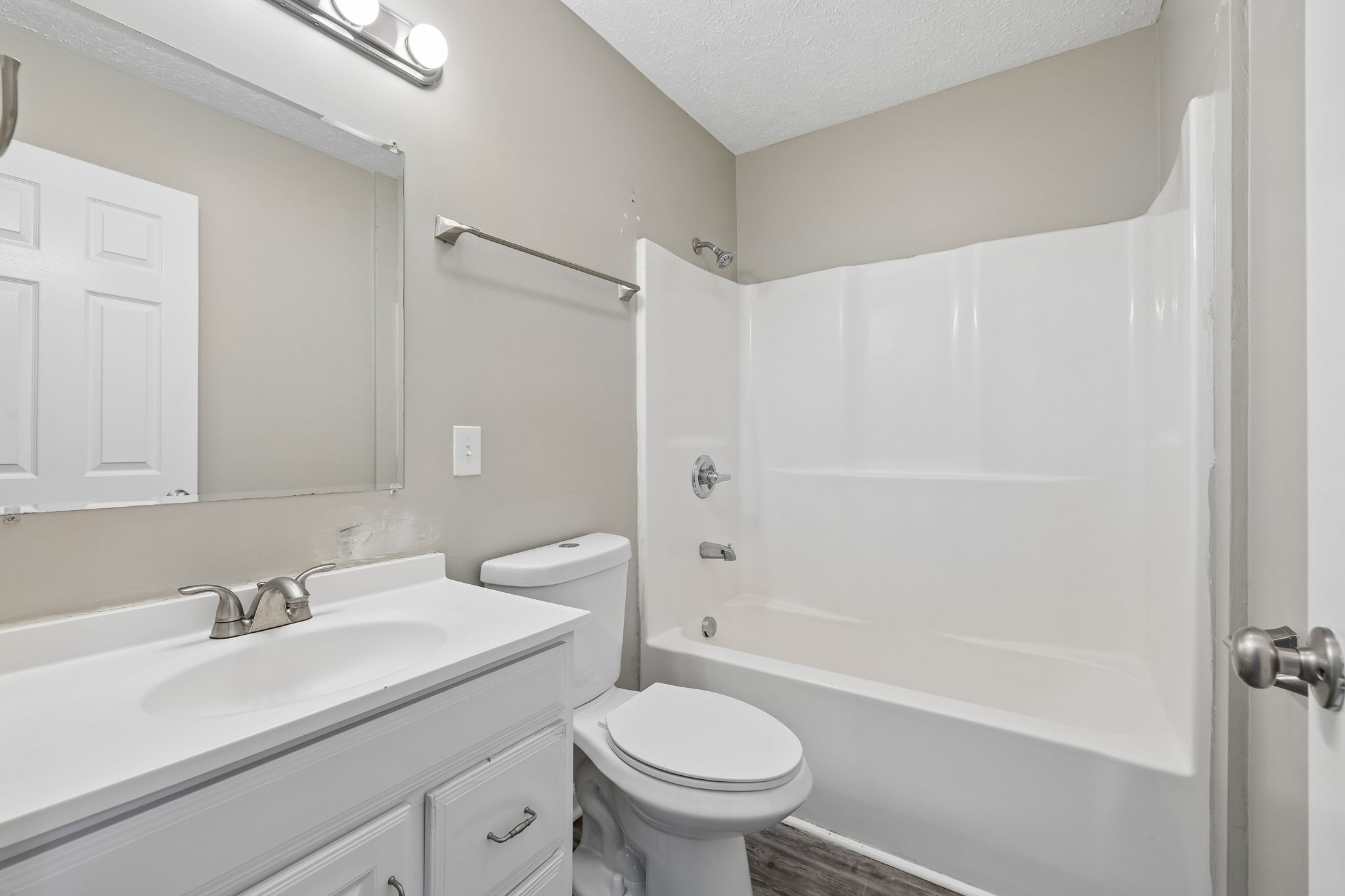 511 Hayes Street Springfield, TN 37172 - Photo 14 of 26 a bathroom with a sink toilet and shower