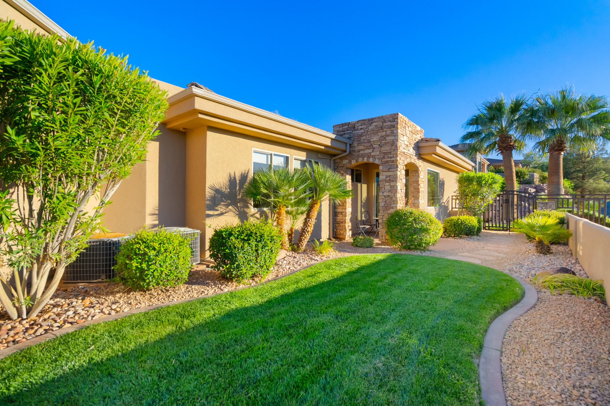 1815 Paragon Drive St. George, UT 84790 - Photo 41 of 48 Sideyard