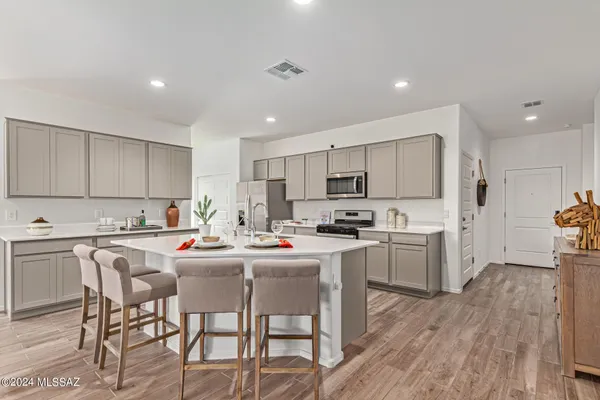 $540,575 | 9860 North Swift Fox Place, Marana, AZ 85653