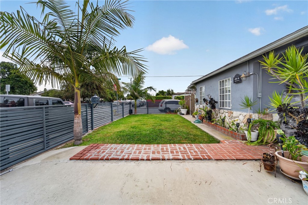 400 West Maple Street Compton, CA 90220 - Photo 3 of 20