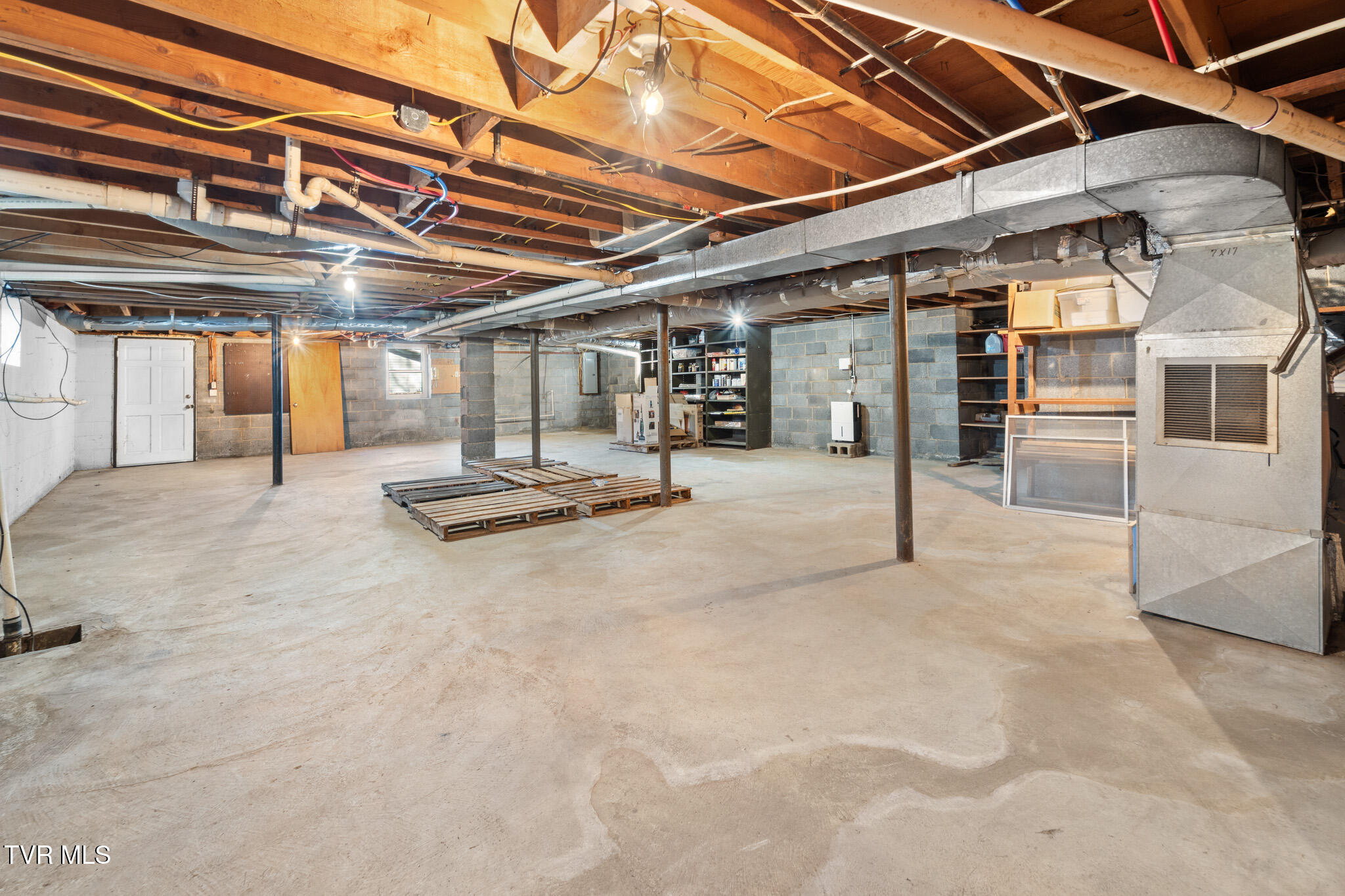 159 Edgemont Terrace Southwest Abingdon, VA 24210 - Photo 35 of 55 DSC04023