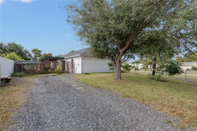 $355,000 | 1082 Ridgeway Drive, North Fort Myers, FL 33903