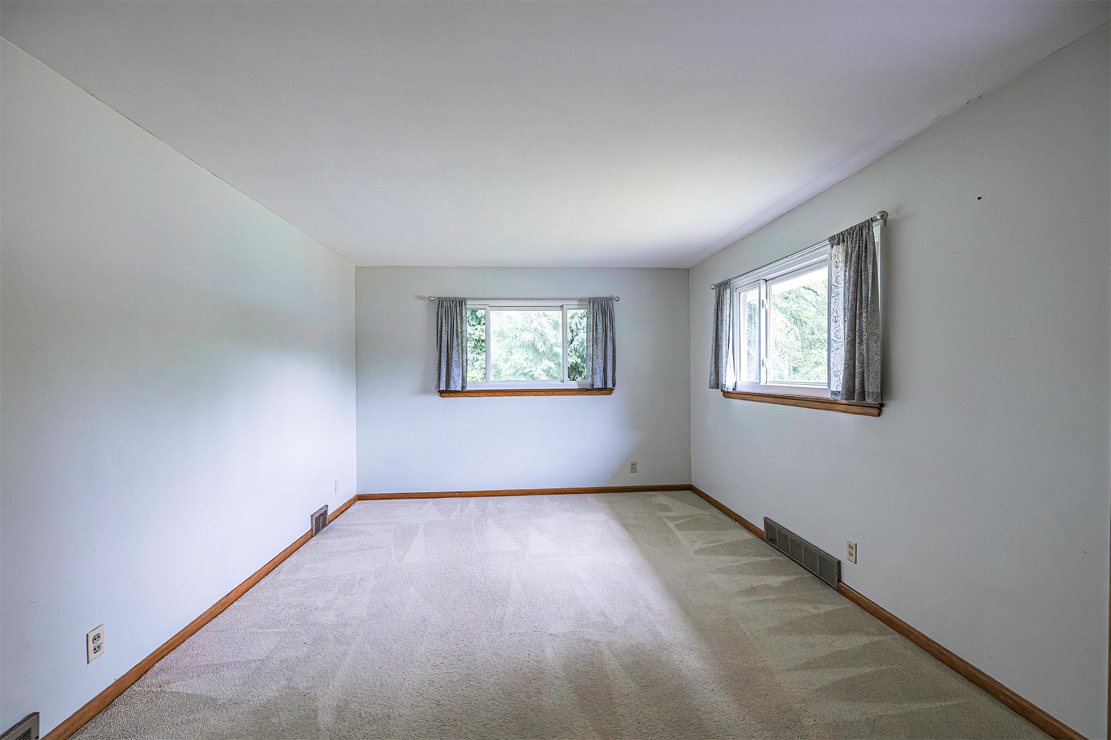 171 Young Road Erie, PA 16509 - Photo 8 of 26 Gallery Image 8