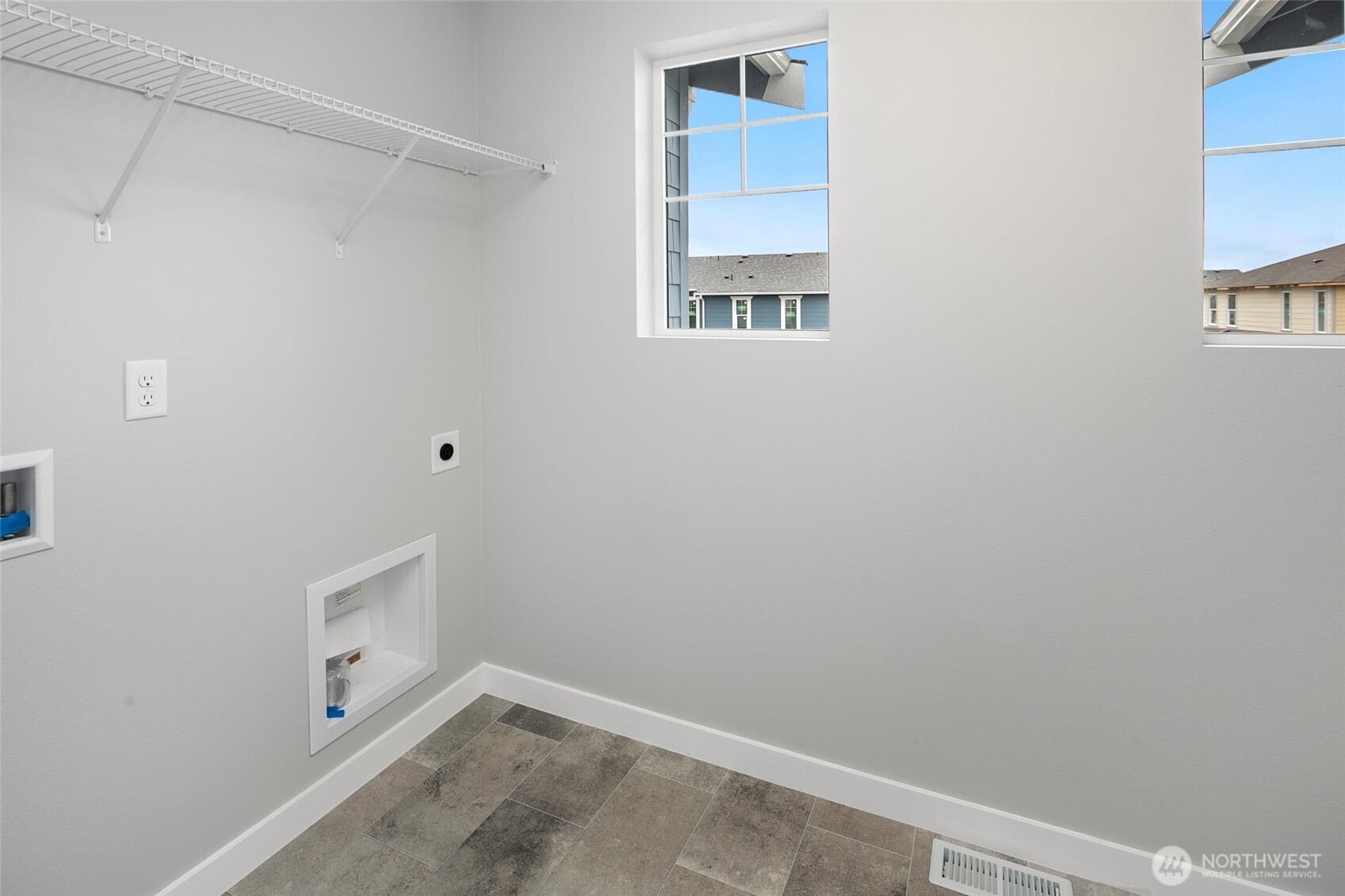 592 Southwest 97th Street, Unit 2 Seattle, WA 98106 - Photo 31 of 36