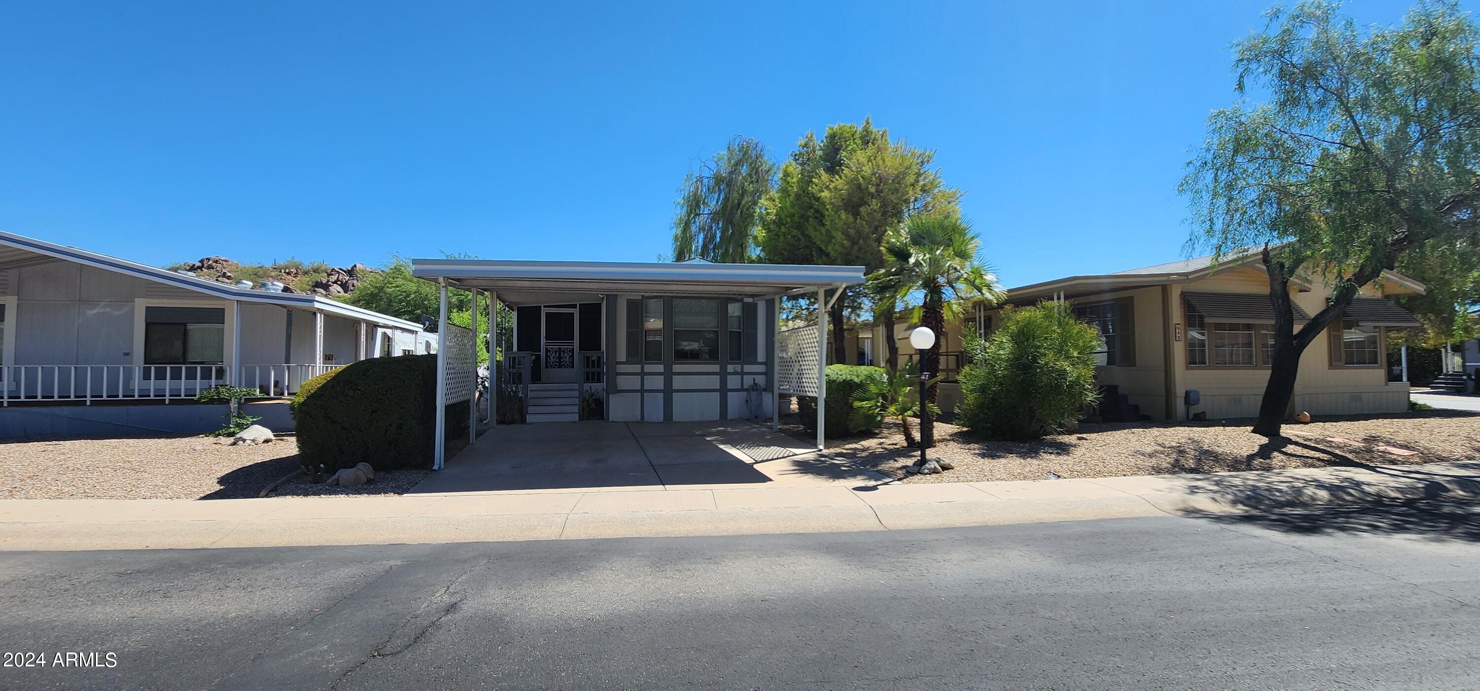2233 East Behrend Drive, Unit 41 Phoenix, AZ 85024 - Photo 35 of 70