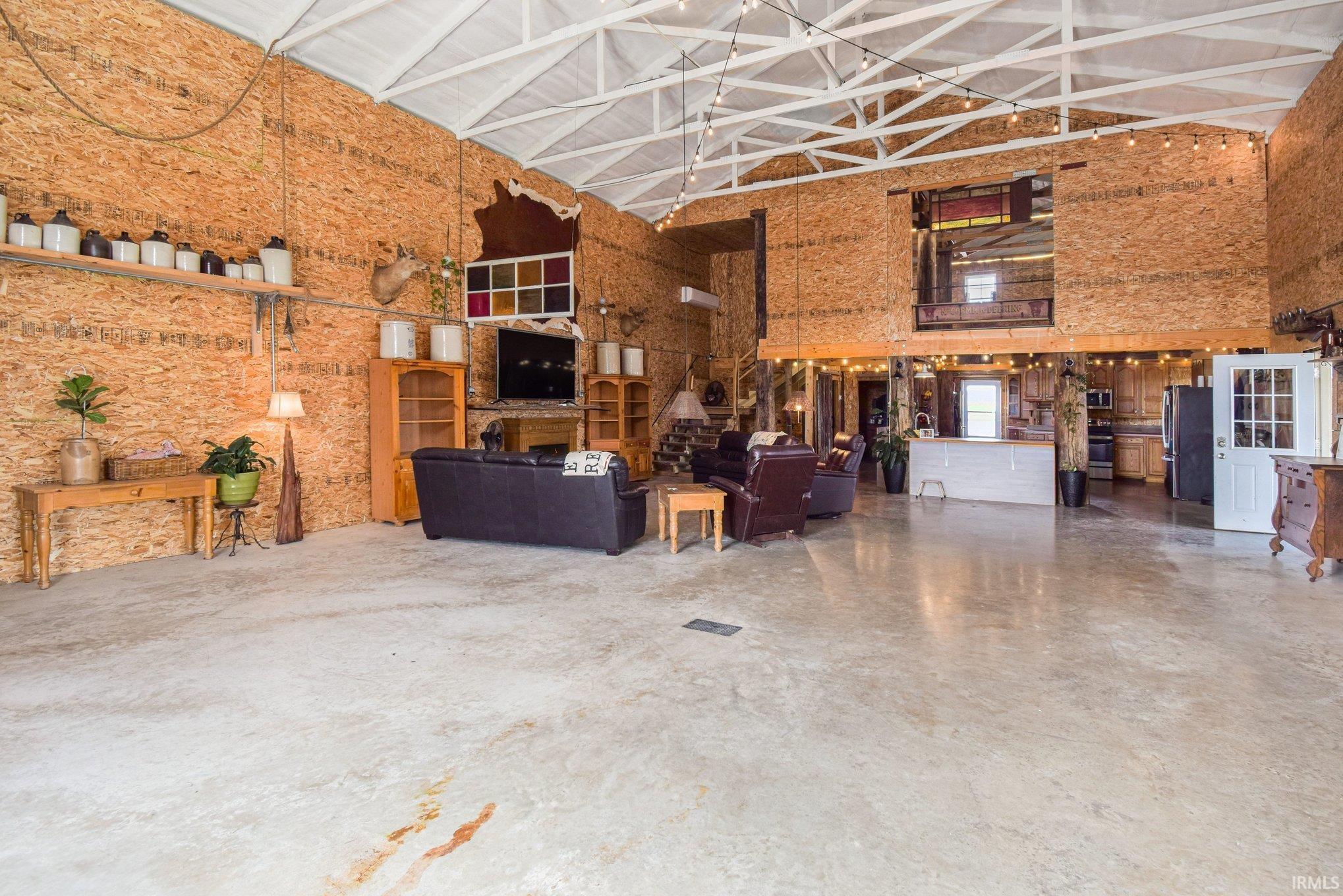 10647 Hawthorn Road Plymouth, IN 46563 - Photo 4 of 24