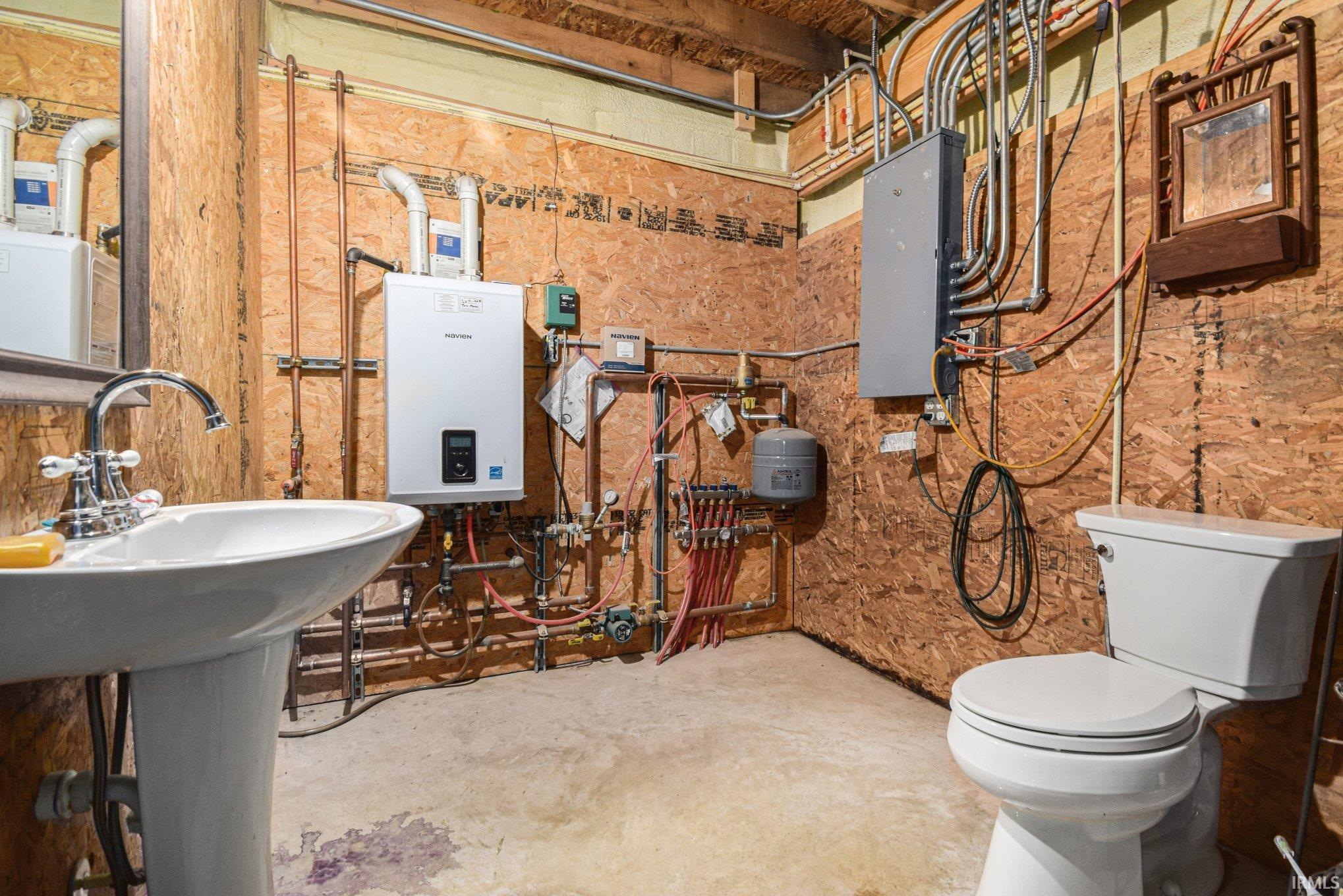 10647 Hawthorn Road Plymouth, IN 46563 - Photo 9 of 24