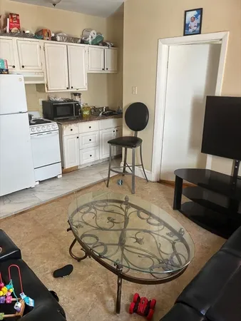$1,775 | 61 Vine Street, Unit 23, Lynn, MA 01905