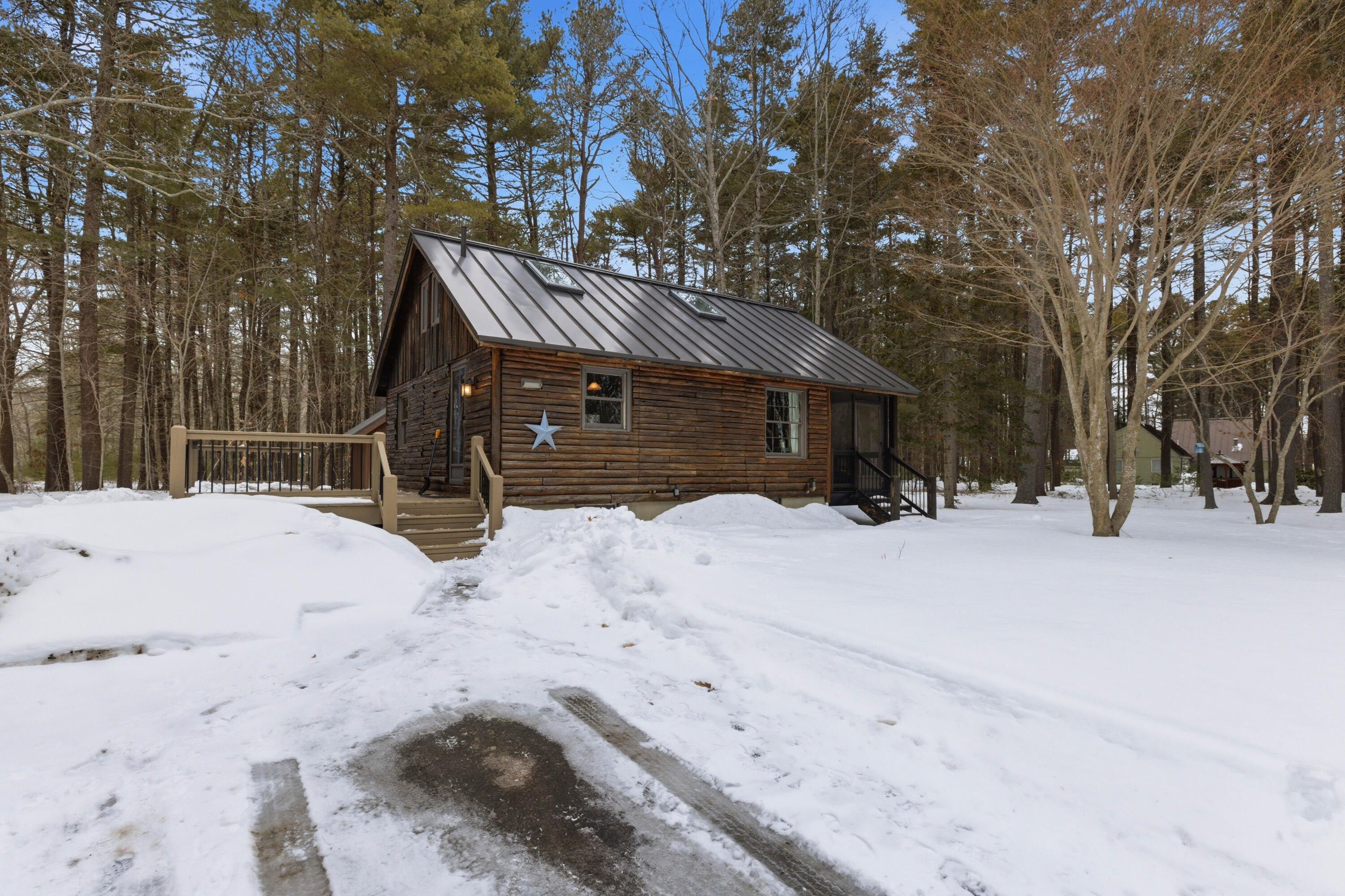 37 Chickadee Lane Wells, ME 04090 - Photo 2 of 52 3G0A7819