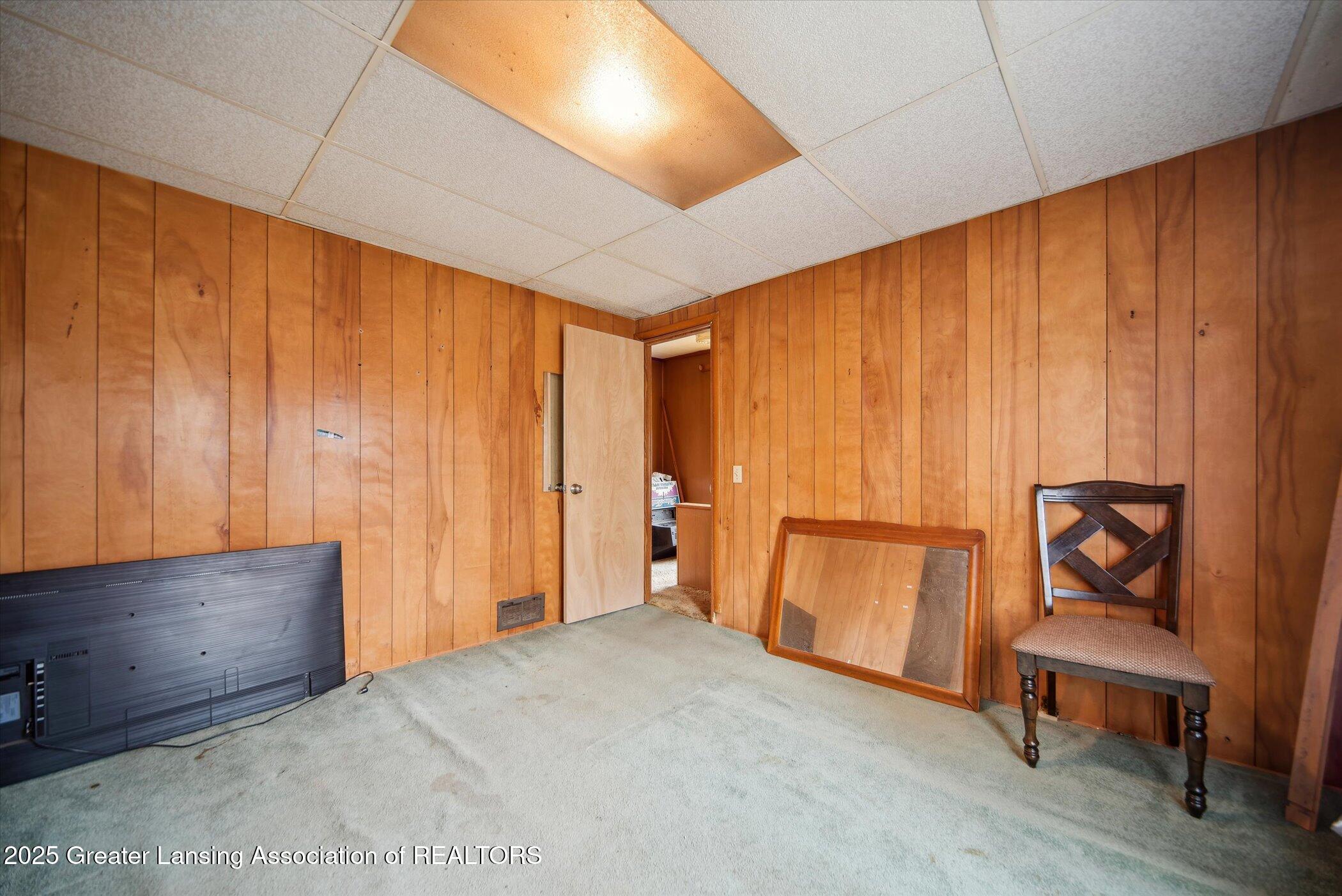 6339 Rosedale Road Lansing, MI 48911 - Photo 19 of 30 21-6339-Rosedale-Rd-Lansing-MI-48911-Win