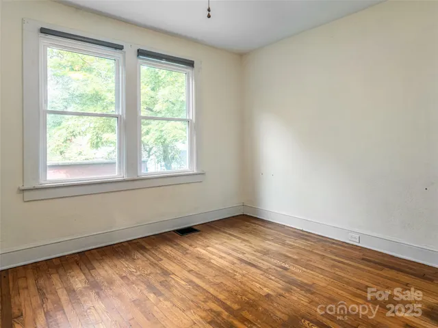 $425,000 | 54 Louisiana Avenue, Asheville, NC 28806