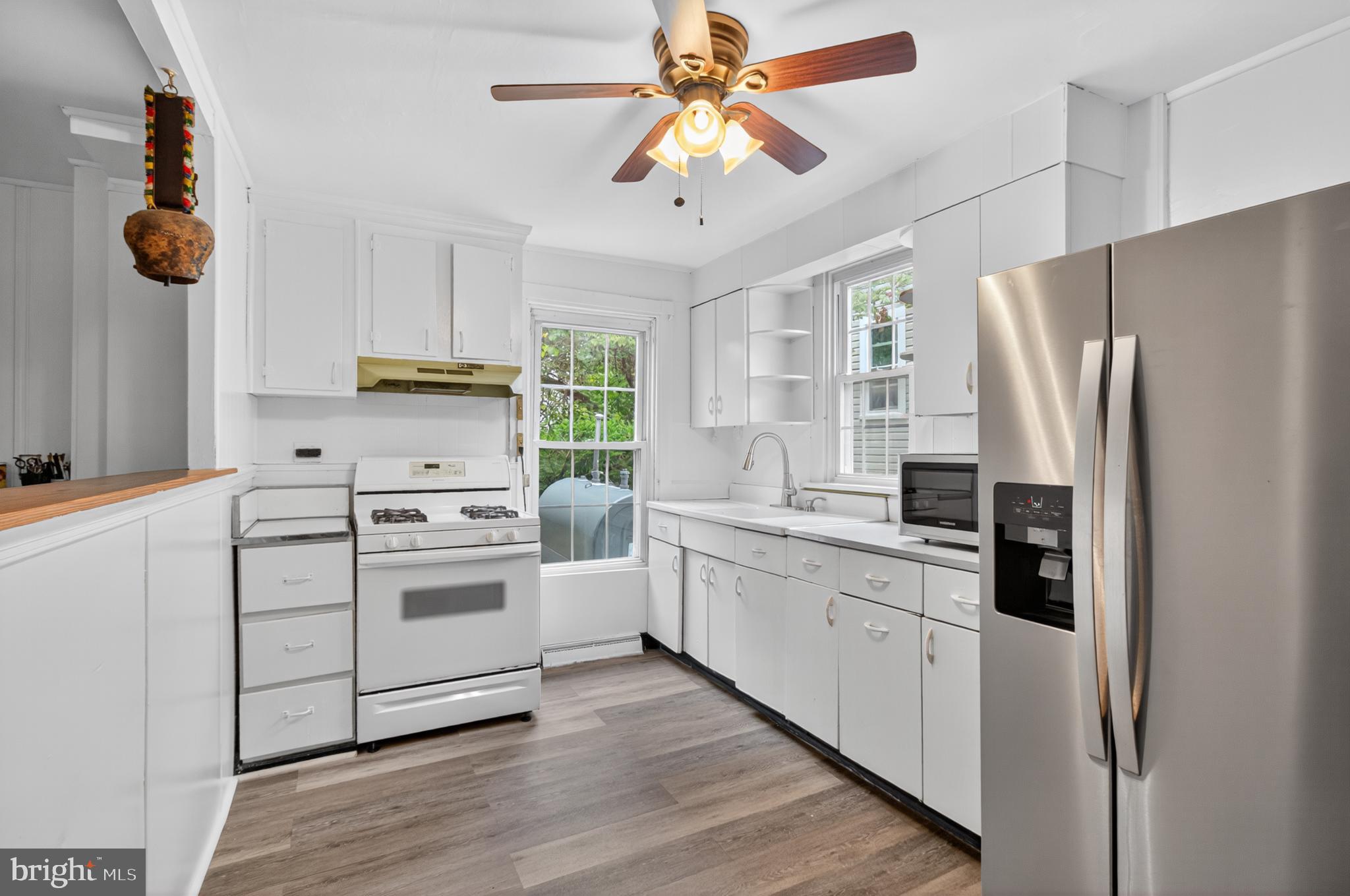 413 Montgomery Street Laurel, MD 20707 - Photo 8 of 23 Large kitchen