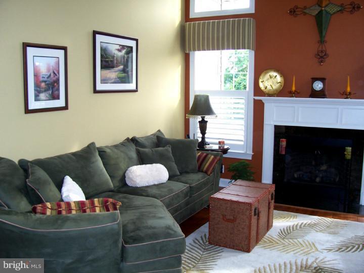 1405 Ridgeview Drive Morgantown, PA 19543 - Photo 4 of 25 Great Room