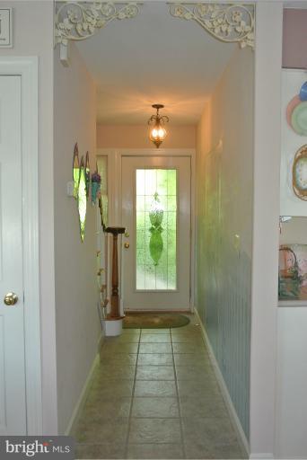 10745 Kasota Road Chestertown, MD 21620 - Photo 13 of 30 Entrance foyer/hall to main living area