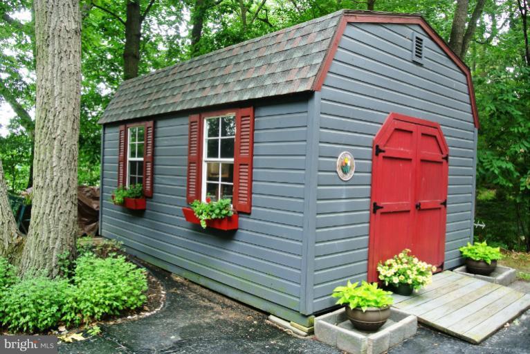 10745 Kasota Road Chestertown, MD 21620 - Photo 20 of 30 Storage shed