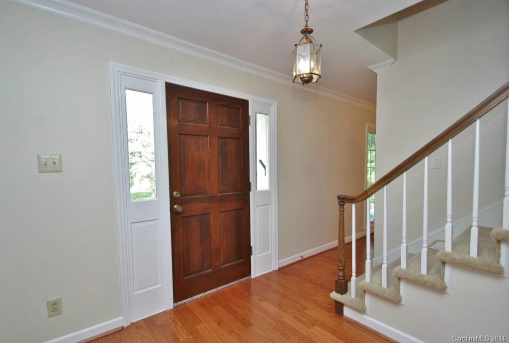 2501 Innsbrook Road, Unit 10 Charlotte, NC 28226 - Photo 2 of 24 Gallery Image 2