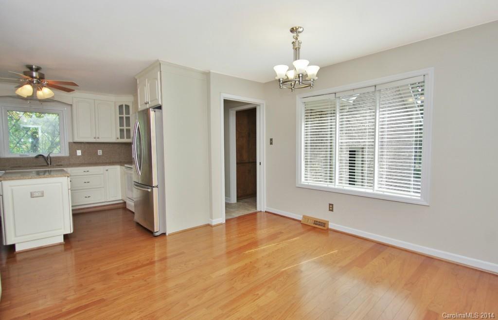 2501 Innsbrook Road, Unit 10 Charlotte, NC 28226 - Photo 3 of 24 Gallery Image 3