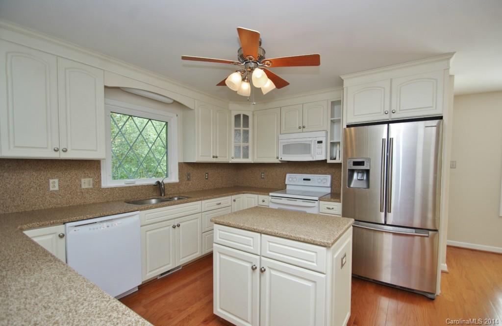 2501 Innsbrook Road, Unit 10 Charlotte, NC 28226 - Photo 5 of 24 Gallery Image 5