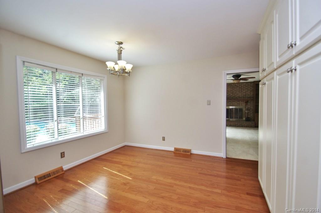 2501 Innsbrook Road, Unit 10 Charlotte, NC 28226 - Photo 7 of 24 Gallery Image 7