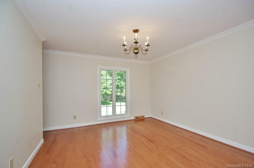 2501 Innsbrook Road, Unit 10 Charlotte, NC 28226 - Photo 8 of 24 Gallery Image 8
