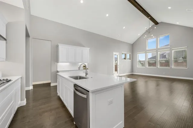 $945,000 | 2677 Wiregrass Road, Frisco, TX 75033