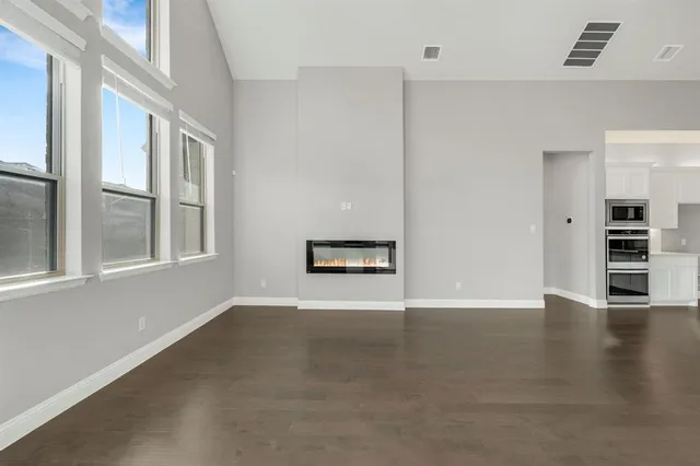 $945,000 | 2677 Wiregrass Road, Frisco, TX 75033