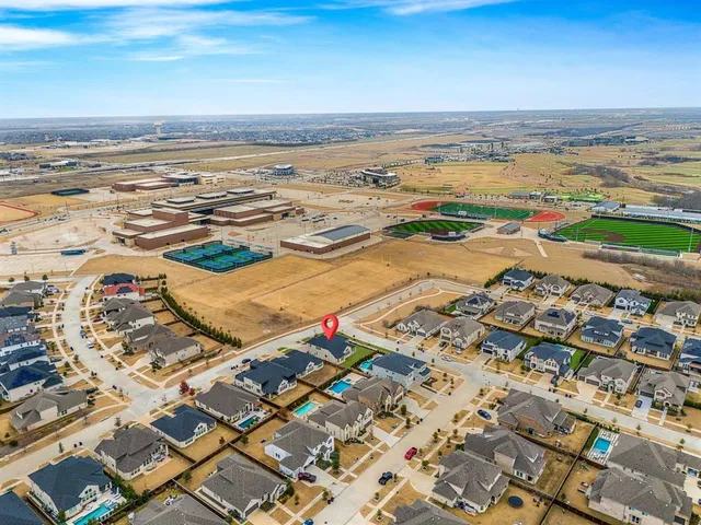 $945,000 | 2677 Wiregrass Road, Frisco, TX 75033