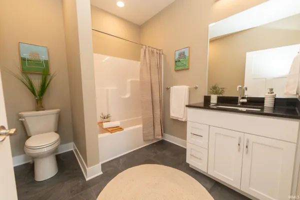 $2,500 | 1542 South Piazza Drive, Bloomington, IN 47401