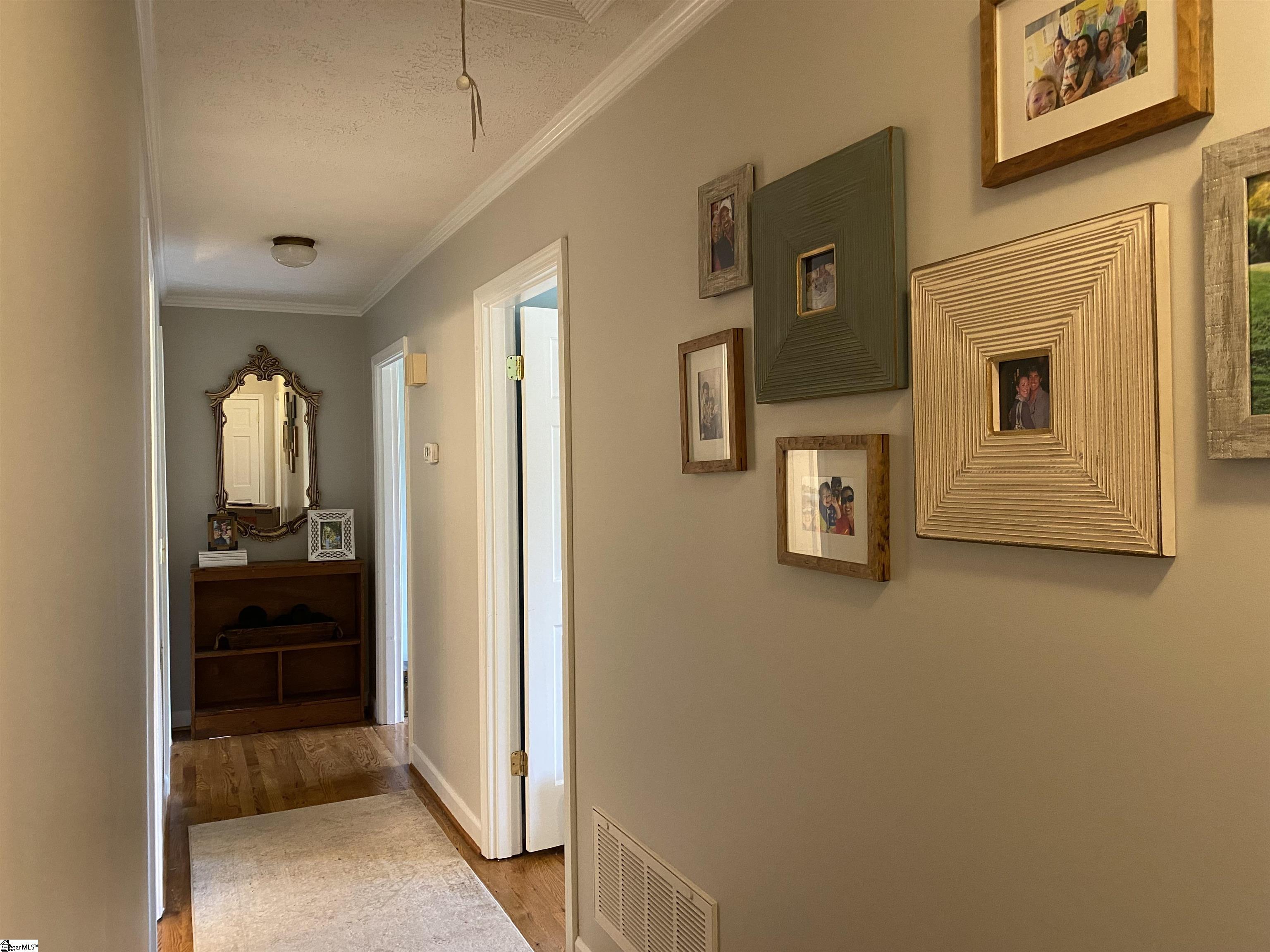 112 Parliament Road Greenville, SC 29615 - Photo 13 of 36 Gallery Image 13