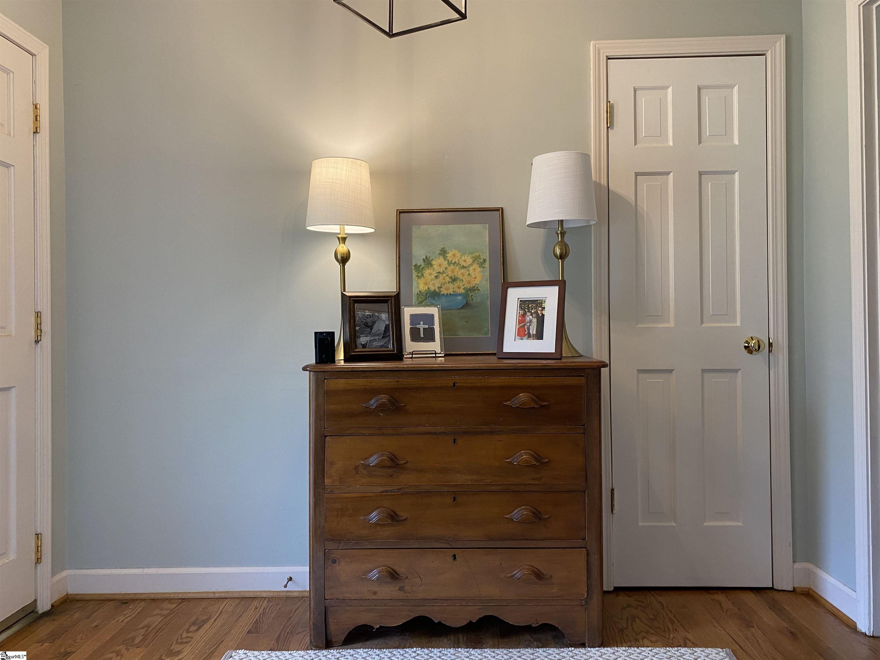 112 Parliament Road Greenville, SC 29615 - Photo 3 of 36 Gallery Image 3