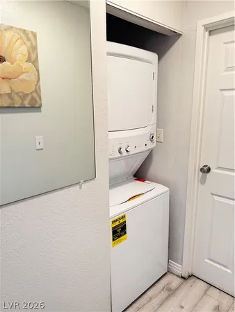 $1,900 | 5032 Spencer Street, Unit D, Las Vegas, NV 89119