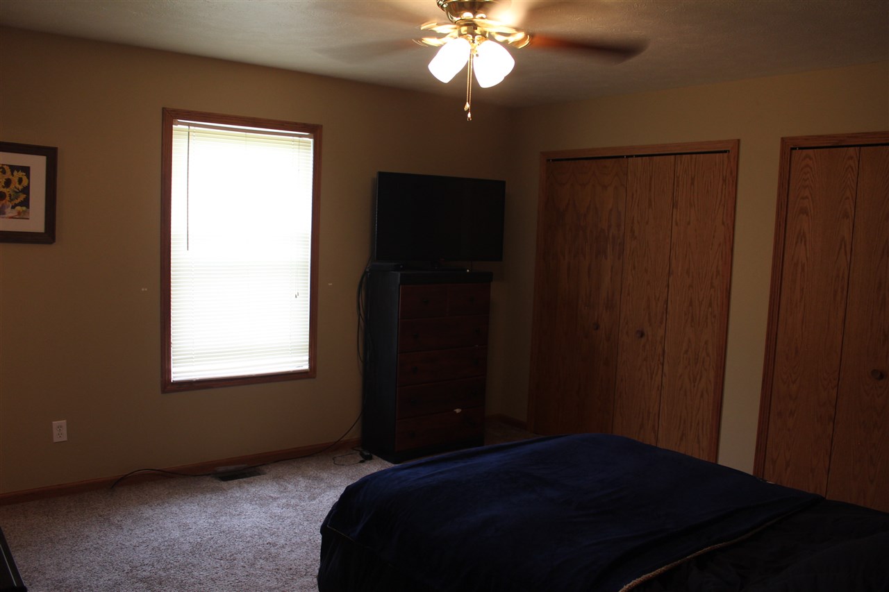 7675 30 3/4 Road Cadillac, MI 49601 - Photo 14 of 37 1848525-13.JPG