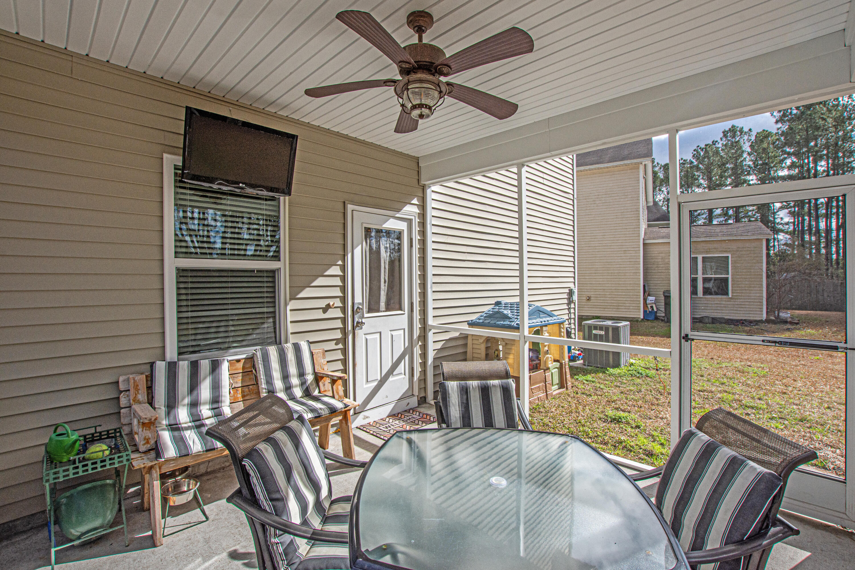 331 Iveson Road Summerville, SC 29486 - Photo 29 of 33 0-2