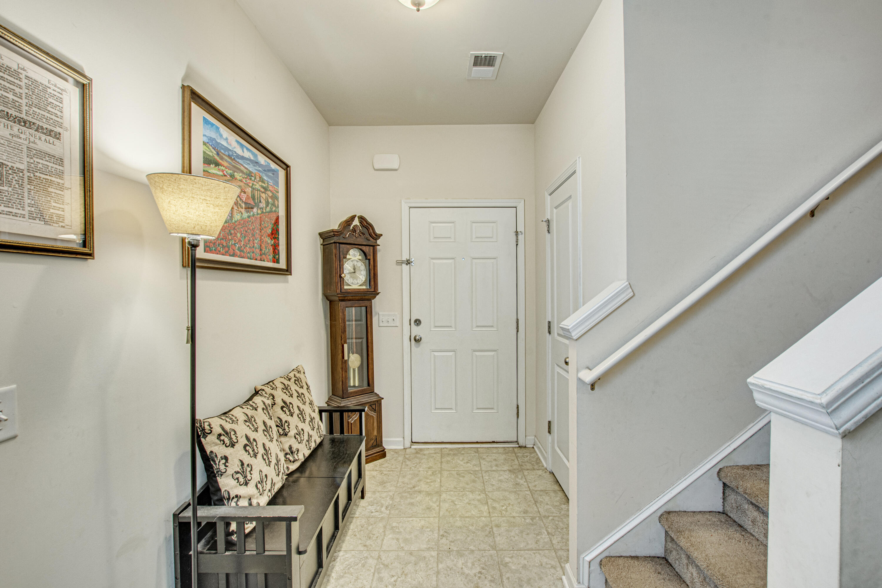 331 Iveson Road Summerville, SC 29486 - Photo 5 of 33 18