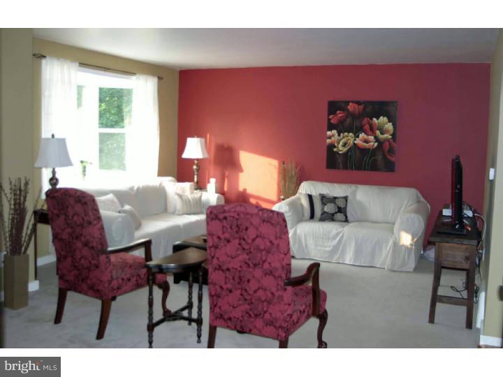 304 Clear Spring Road Lansdale, PA 19446 - Photo 2 of 10 Gallery Image 2