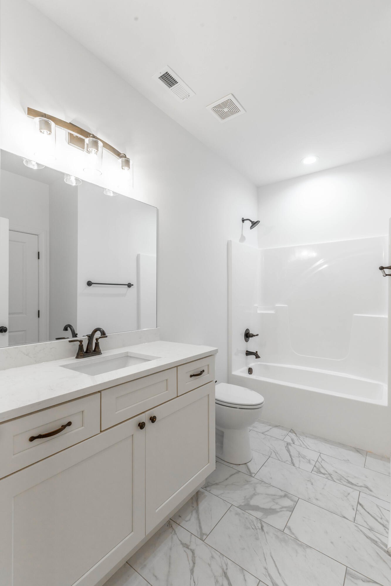 107 Stone Circle Ringgold, GA 30736 - Photo 9 of 44