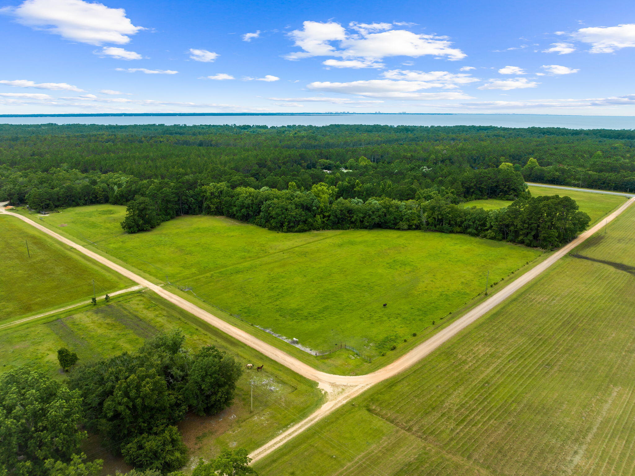 2671 County Highway 83A West Freeport, FL 32439 - Photo 32 of 55 a view of a outdoor space