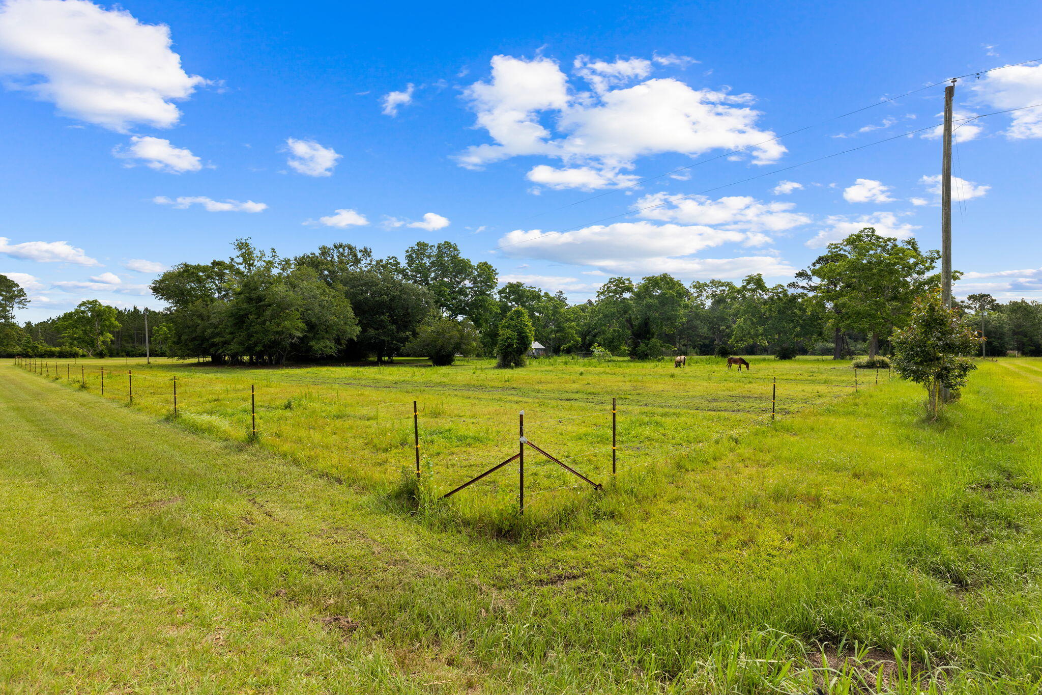 2671 County Highway 83A West Freeport, FL 32439 - Photo 47 of 55 a view of a golf course with a swimming pool